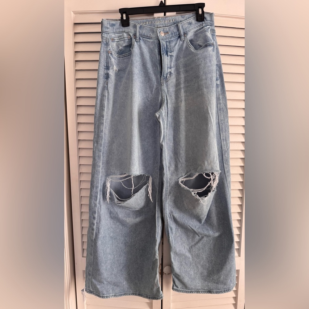 American Eagle Outfitters Light Blue Distressed Flare Jeans